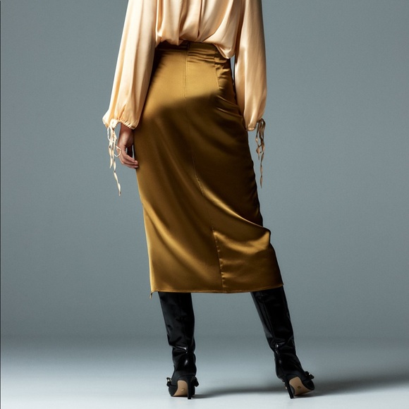 Zara Satin Effect Ruched Midi Skirt - Picture 2 of 12